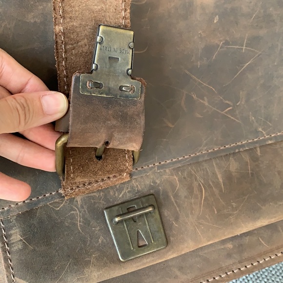 🦄 Brown leather courier shoulder bag - Picture 4 of 13